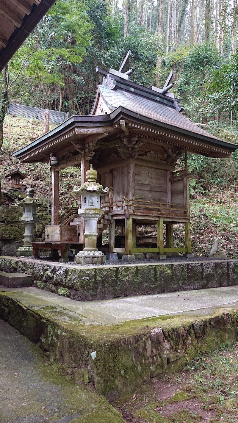 押渕神社