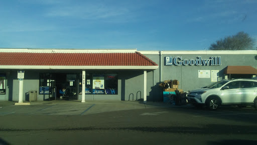 Thrift Store «Goodwill», reviews and photos