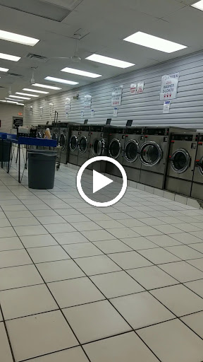 Laundromat «Super Matt Laundry», reviews and photos, 1522 Lakeview Dr, Sebring, FL 33870, USA