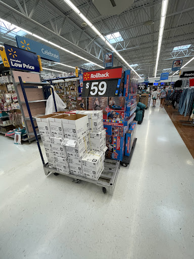 Discount Store «Walmart», reviews and photos, 270 Indian Run St, Exton, PA 19341, USA