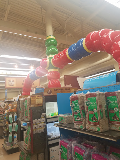 Pet Supply Store «Petco Animal Supplies», reviews and photos, 2522 W Moreland Rd, Willow Grove, PA 19090, USA