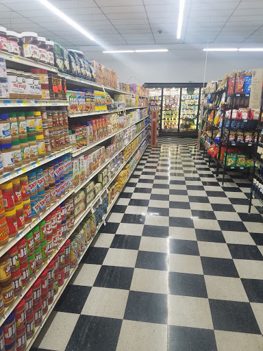 Grocery Store «Carnival Grocery», reviews and photos, 824 S Oak Park Ave, Oak Park, IL 60304, USA