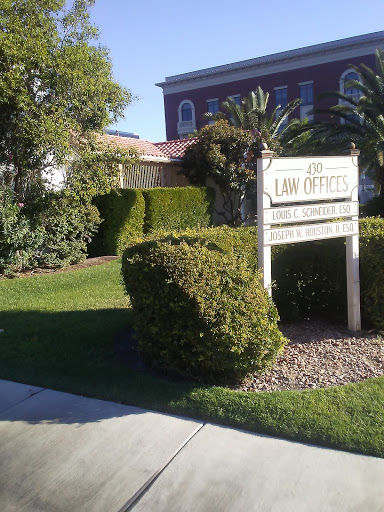 Attorney «Law Offices Of Louis Schneider», reviews and photos