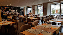 Atmosphère du Restaurant Le Contre & Sens à Montbrison - n°1