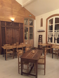 Atmosphère du Bar Restaurant l 'École à Vendoire - n°6