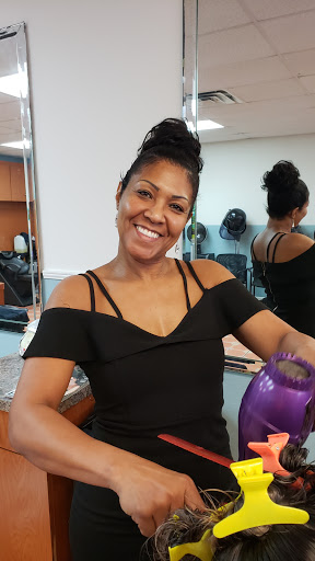 Beauty Salon «First Impressions Barber & Beauty Salon», reviews and photos, 1425 N John Young Pkwy, Kissimmee, FL 34741, USA