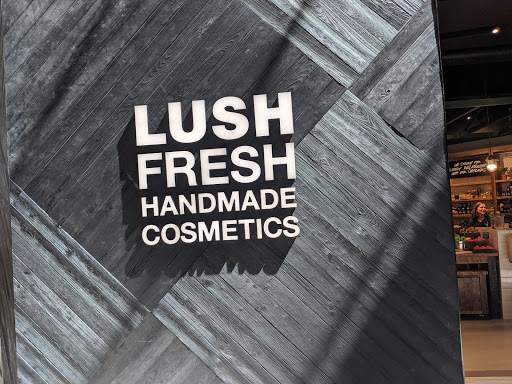 Cosmetics Store «Lush Cosmetics», reviews and photos, 2855 Stevens Creek Blvd, Santa Clara, CA 95050, USA