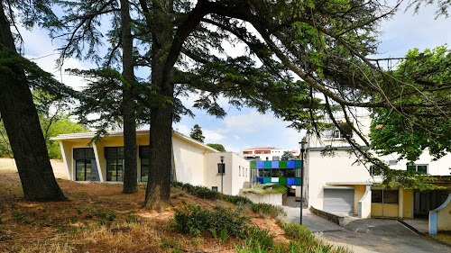 Centre de rééducation Centre de Rééducation du Gard Rhodanien Bagnols-sur-Cèze
