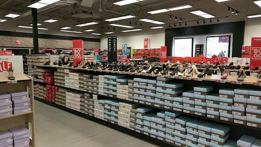 Shoe Store «Off Broadway Shoe Warehouse», reviews and photos, 217 Indian Lake Blvd #600, Hendersonville, TN 37075, USA