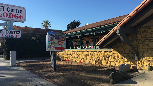 Mariscos Puerto Nuevo