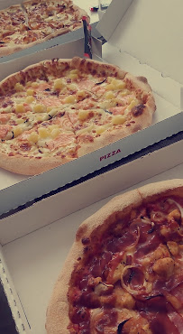 Plats et boissons du Pizzeria Rapizz pizza à Roubaix - n°5