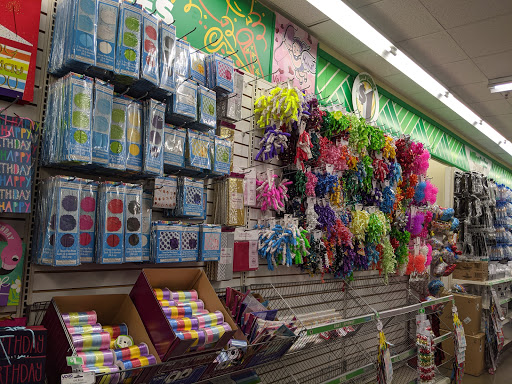 Dollar Store «Dollar Tree», reviews and photos, 2105 Town Center Plaza F120, West Sacramento, CA 95691, USA