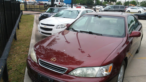 Car Dealer «Broadway Auto Group», reviews and photos, 10501 Harry Hines Blvd, Dallas, TX 75220, USA
