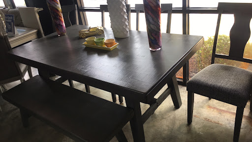 Furniture Store «Simo’s Furniture», reviews and photos, 174 Semoran Commerce Pl #106, Apopka, FL 32703, USA