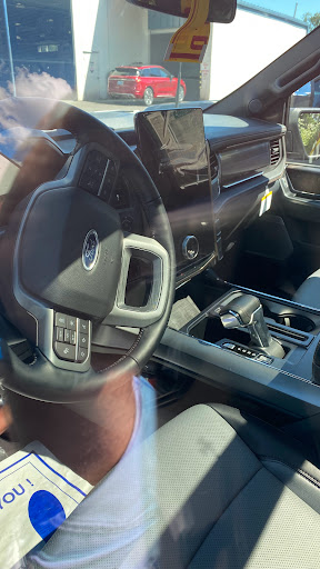 Car Dealer «Landmark Ford Lincoln», reviews and photos, 12000 SW 66th Ave, Tigard, OR 97223, USA