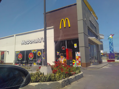 McDonald,s - Calle 32 # 26 - 61, CC Plaza Arboleda Soledad, Soledad, Atlántico, Colombia