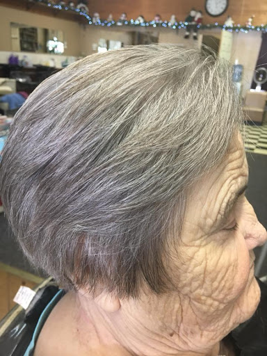 Hair Salon «Avenue Hair Styling & Day Spa», reviews and photos, 630 S Kansas Ave, Topeka, KS 66603, USA