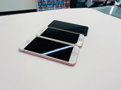 Cell Phone Store «Cell Repair», reviews and photos, 12579 Richmond Ave, Houston, TX 77082, USA