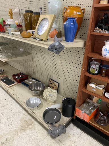 Hardware Store «Habitat for Humanity ReStore», reviews and photos, 4044 Taylorsville Rd, Louisville, KY 40220, USA