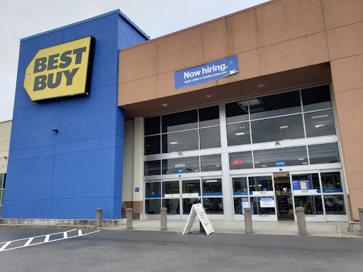 Electronics Store «Best Buy», reviews and photos, 6000 E Lake Sammamish Pkwy SE, Issaquah, WA 98029, USA