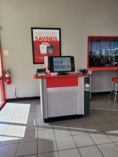 Tire Shop «Discount Tire Store - Cypress, TX», reviews and photos, 17326 Spring Cypress Rd, Cypress, TX 77429, USA