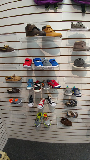 Shoe Store «Ped-Agree Kids Shoes», reviews and photos, 637 Wyckoff Ave, Wyckoff, NJ 07481, USA