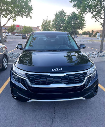 Auto Repair Shop «Summit Place Kia East», reviews and photos, 44900 N Gratiot Ave, Charter Twp of Clinton, MI 48036, USA