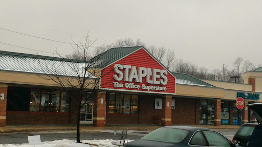 Office Supply Store «Staples», reviews and photos, 124 Morton Ave, Folsom, PA 19033, USA