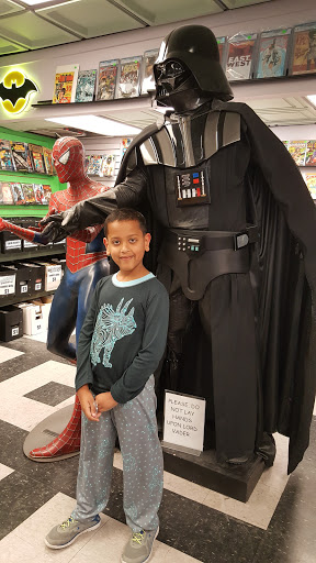 Comic Book Store «Brave New Worlds», reviews and photos, 433 W Moreland Rd, Willow Grove, PA 19090, USA