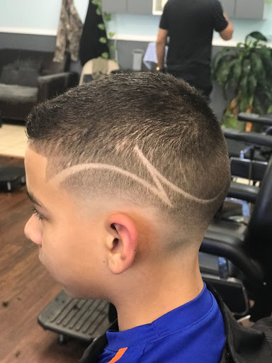 Barber Shop «U.S. CUTS BARBERSHOP INC.», reviews and photos, 426 E Derby Ave, Auburndale, FL 33823, USA