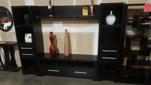 Furniture Store «Contemporary Furniture Liquidator», reviews and photos, 4612 N 43rd Ave, Phoenix, AZ 85031, USA
