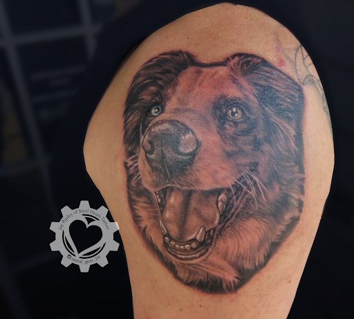 Tattoo Shop «Steel Heart Tattoo», reviews and photos, 40 E Market St, Harrisonburg, VA 22801, USA