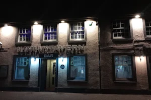 The Glenmavis Tavern image