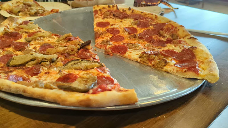 #5 best pizza place in Annapolis - Rocco's Pizzeria