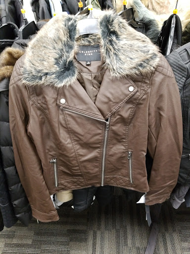 Clothing Store «Burlington Coat Factory», reviews and photos, 4701 N Harlem Ave, Harwood Heights, IL 60706, USA