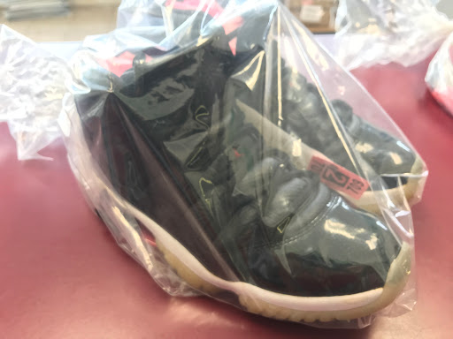 Cleaners «Best Cleaners», reviews and photos, 8655 Richmond Hwy, Alexandria, VA 22309, USA