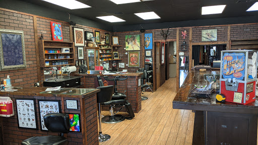 Tattoo Shop «Ivy and Oak Tattoo Artist Studio», reviews and photos, 724 Park Ave, Lake Park, FL 33403, USA