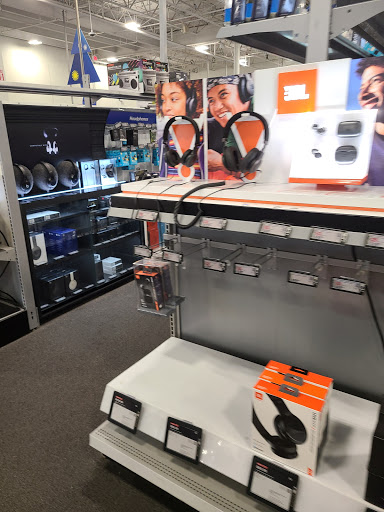 Electronics Store «Best Buy», reviews and photos, 470 E Aurora Rd, Macedonia, OH 44056, USA