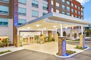 Holiday Inn Express & Suites Orlando - Lake Buena Vista, an IHG Hotel image