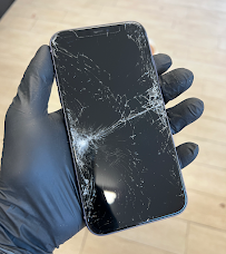 QuikFix Apple Repair. iPhone, iPad, iMac & Macbook Repair Specialists - Photo 2 - Car repair in Miami, FL, Hialeah