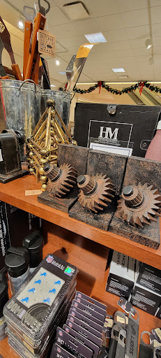 Department Store «Von Maur», reviews and photos, 37700 W 6 Mile Rd, Livonia, MI 48152, USA