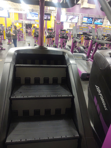 Gym «Planet Fitness», reviews and photos, 597 E Ordnance Rd, Glen Burnie, MD 21061, USA