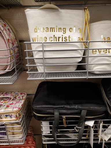 Department Store «Nordstrom Rack», reviews and photos, 3363 E Foothill Blvd, Pasadena, CA 91107, USA