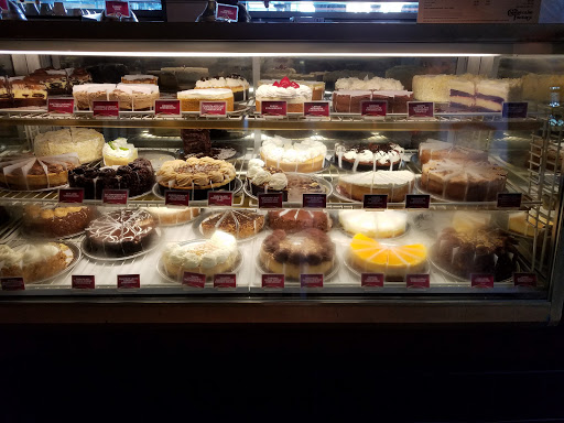 Shopping Mall «Sherman Oaks Galleria», reviews and photos, 15301 Ventura Blvd, Sherman Oaks, CA 91403, USA