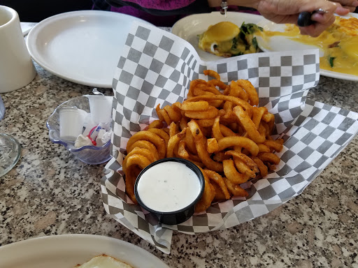 Shopping Mall «Pinole Vista Shopping Center», reviews and photos, 1440 Fitzgerald Dr, Pinole, CA 94564, USA