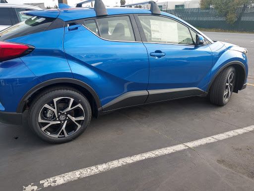 Toyota Dealer «Toyota 101», reviews and photos, 525 E Bayshore Rd, Redwood City, CA 94063, USA