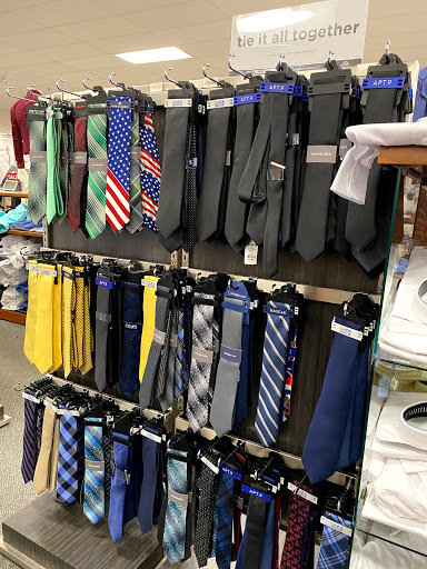 Shopping Mall «Pembroke Mall Virginia Beach», reviews and photos, 4554 Virginia Beach Blvd, Virginia Beach, VA 23462, USA