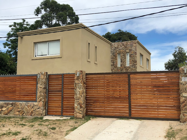 http://www.constructora.com.uy/