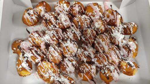 Donut Shop «Duck Donuts», reviews and photos, 409 Pisgah Church Rd, Greensboro, NC 27455, USA