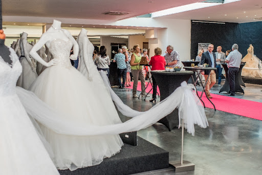 Stores to buy wedding dresses Antwerp